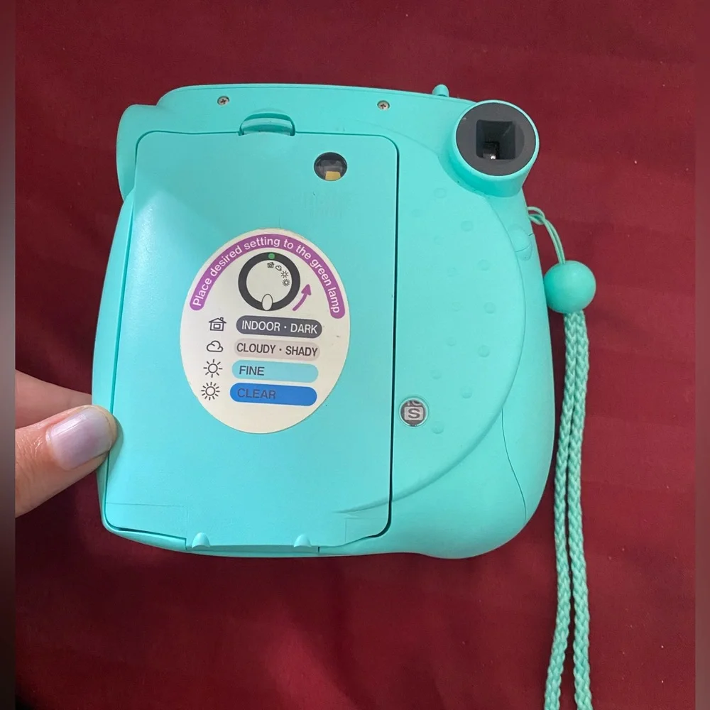 fujifilm instax mini 7s instant film camera in mint green